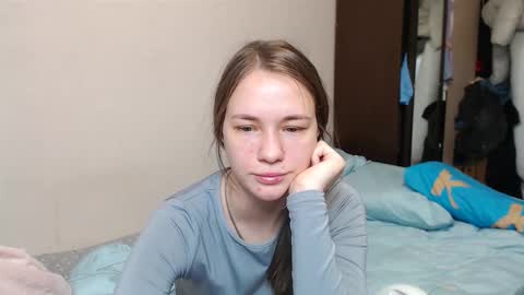 leila_bambi_ online show from February 16, 2025, 9:59 pm