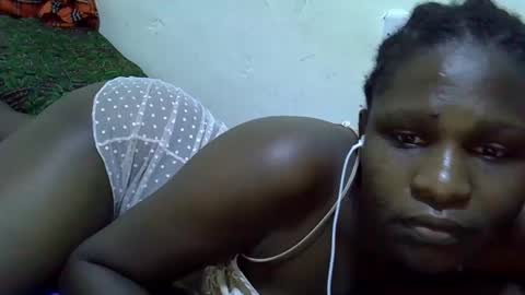 leilacuty13 online show from October 11, 2025, 8:07 pm