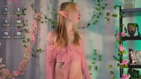 Snapshot of leiladwight chatting on February 1, 2026, 2:15 pm Leila online show from February 1, 2026, 2:15 pm