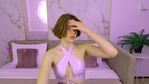 LeilaLawson online show from December 16, 2024, 7:04 am