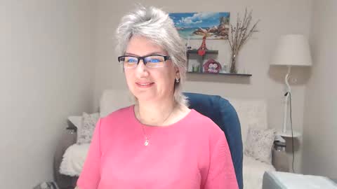 Leila Kinky online show from November 25, 2025, 4:34 am