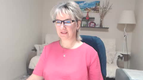 Leila Kinky online show from November 28, 2025, 5:21 am