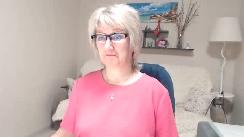 Leila Kinky online show from January 19, 2026, 6:28 am