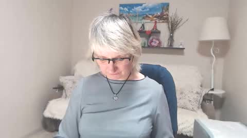 Snapshot of leilamays chatting on June 5, 2026, 4:52 am Leila Kinky online show from June 5, 2026, 4:52 am