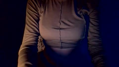 LeilaMeow97 online show from September 28, 2025, 10:48 pm