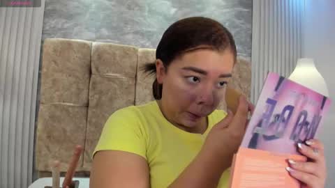 leilapons online show from January 13, 2026, 5:29 pm