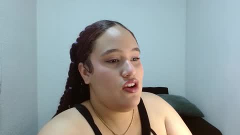 Snapshot of leilaprettysex chatting on February 10, 2026, 12:42 pm leilaprettysex online show from February 10, 2026, 12:42 pm