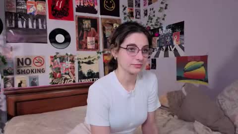 Alexandria online show from October 14, 2025, 8:42 pm