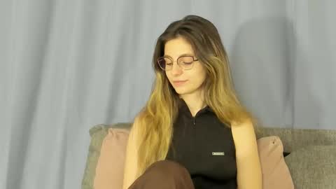 Alexandria online show from December 2, 2025, 7:20 pm