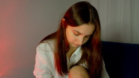 Lelia online show from October 19, 2025, 2:29 pm