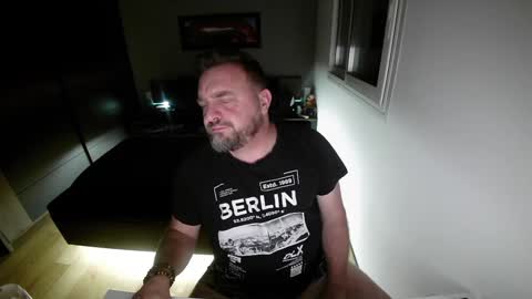 Snapshot of lemouth006 chatting on December 24, 2024, 2:10 am Ange online show from December 24, 2024, 2:10 am