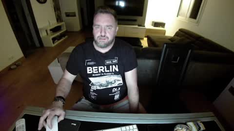 Snapshot of lemouth006 chatting on January 17, 2025, 3:34 am Ange online show from January 17, 2025, 3:34 am