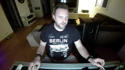 Snapshot of lemouth006 chatting on January 17, 2025, 6:36 am Ange online show from January 17, 2025, 6:36 am