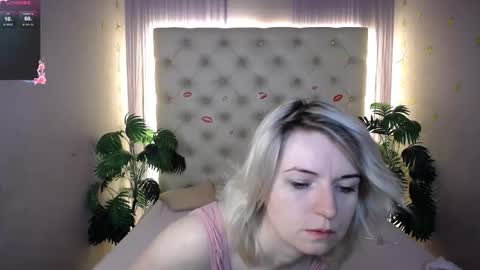 Snapshot of lena_paulles chatting on March 9, 2025, 3:54 am Lena online show from March 9, 2025, 3:54 am