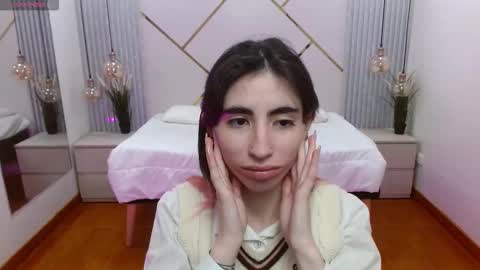 Lena online show from September 17, 2025, 7:48 pm