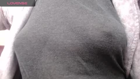 lenagolden online show from December 2, 2025, 9:58 am