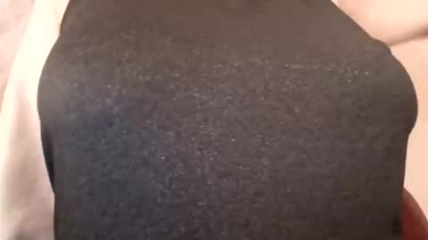 lenagolden online show from March 25, 2026, 9:37 am