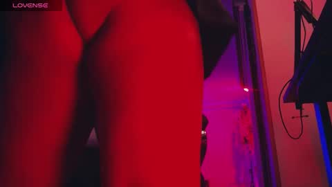 Lenna Kang online show from February 15, 2026, 5:04 am