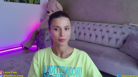 Lenna Goddess online show from September 18, 2025, 5:20 am