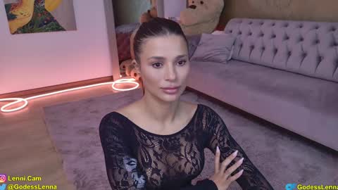 Lenna Goddess online show from November 20, 2025, 5:40 am