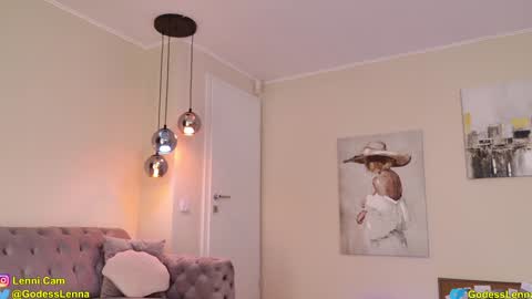 Snapshot of lenna_godess chatting on February 5, 2026, 6:29 am Lenna Goddess online show from February 5, 2026, 6:29 am