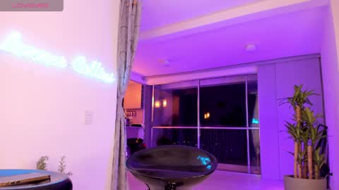 Lenner INDEPENDENT MODEL online show from April 13, 2026, 5:57 am