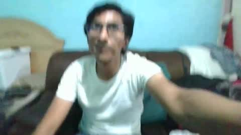 Snapshot of leo0m3d1n4 chatting on May 7, 2026, 1:33 am Leonel Rodrigo rod online show from May 7, 2026, 1:33 am