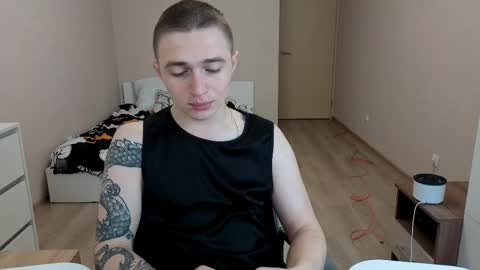Snapshot of leo__miller chatting on June 5, 2026, 4:41 am LEO online show from June 5, 2026, 4:41 am