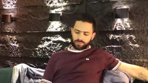 Leo  Diaz online show from November 13, 2025, 1:37 am