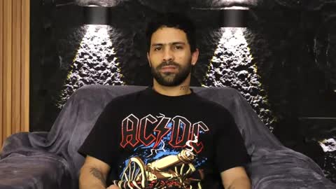 Leo  Diaz online show from April 5, 2026, 1:25 am