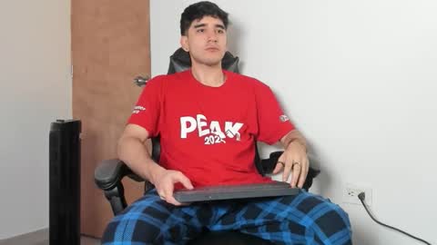 Leo Jones online show from December 18, 2025, 2:34 pm