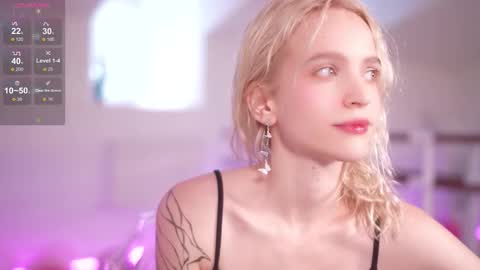  Ashly  online show from October 29, 2025, 9:22 am