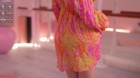  Ashly  online show from November 26, 2025, 4:08 pm