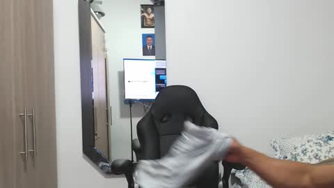 Leo online show from February 3, 2026, 11:21 pm