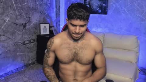 Snapshot of leo_taro chatting on November 12, 2025, 11:47 pm Leo independent model online show from November 12, 2025, 11:47 pm