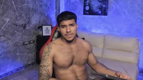 Snapshot of leo_taro chatting on November 28, 2025, 1:30 am Leo independent model online show from November 28, 2025, 1:30 am