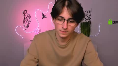 leo_valor online show from December 20, 2025, 1:29 pm