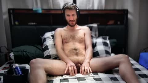 LeoBiggy online show from January 7, 2025, 8:45 am