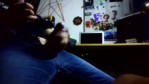 leolongbln online show from January 11, 2026, 6:18 am