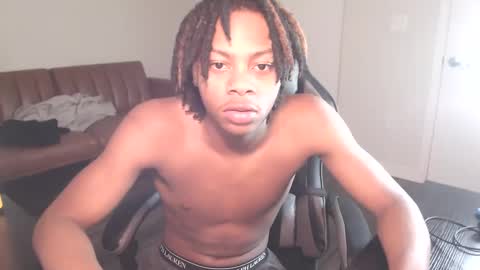 LeoMalonee online show from January 21, 2025, 4:10 am