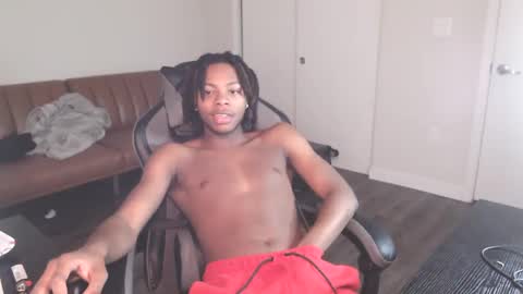 LeoMalonee online show from January 25, 2025, 11:32 pm