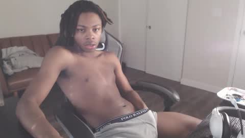 LeoMalonee online show from January 31, 2025, 9:59 pm