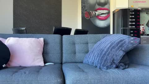 Leon online show from February 1, 2025, 3:08 am