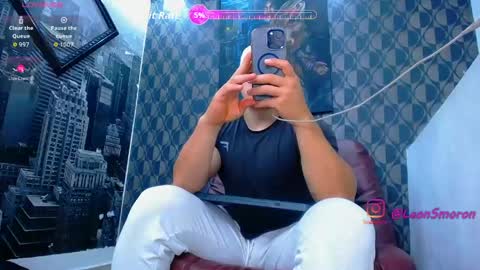 Leon Smoron online show from June 5, 2026, 3:02 am