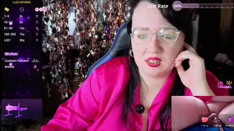 Snapshot of leona_harrison chatting on May 26, 2026, 5:25 am Leona Harrison online show from May 26, 2026, 5:25 am