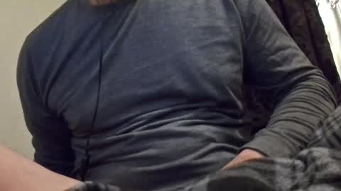 leonar0101 online show from February 2, 2025, 5:15 pm