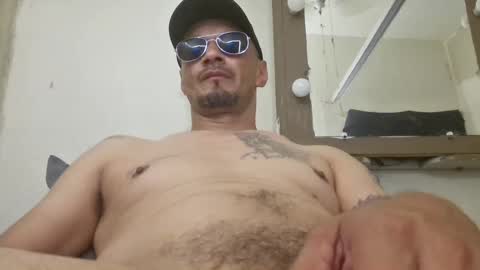 leonar0101 online show from September 16, 2025, 9:43 am