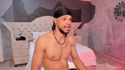 Leonard online show from March 11, 2025, 11:59 pm