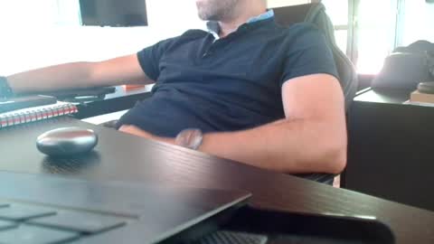 Snapshot of leone44 chatting on June 12, 2026, 10:25 am angel e sonia online show from June 12, 2026, 10:25 am