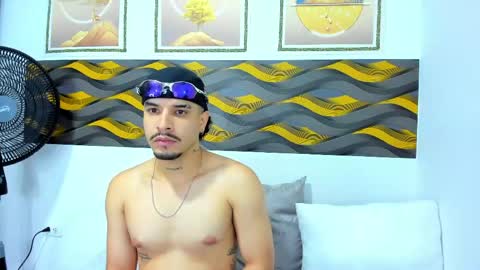 Leon online show from April 17, 2026, 2:47 am